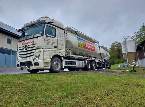 Josef Simmerer Transportunternehmen GmbH in Pasching